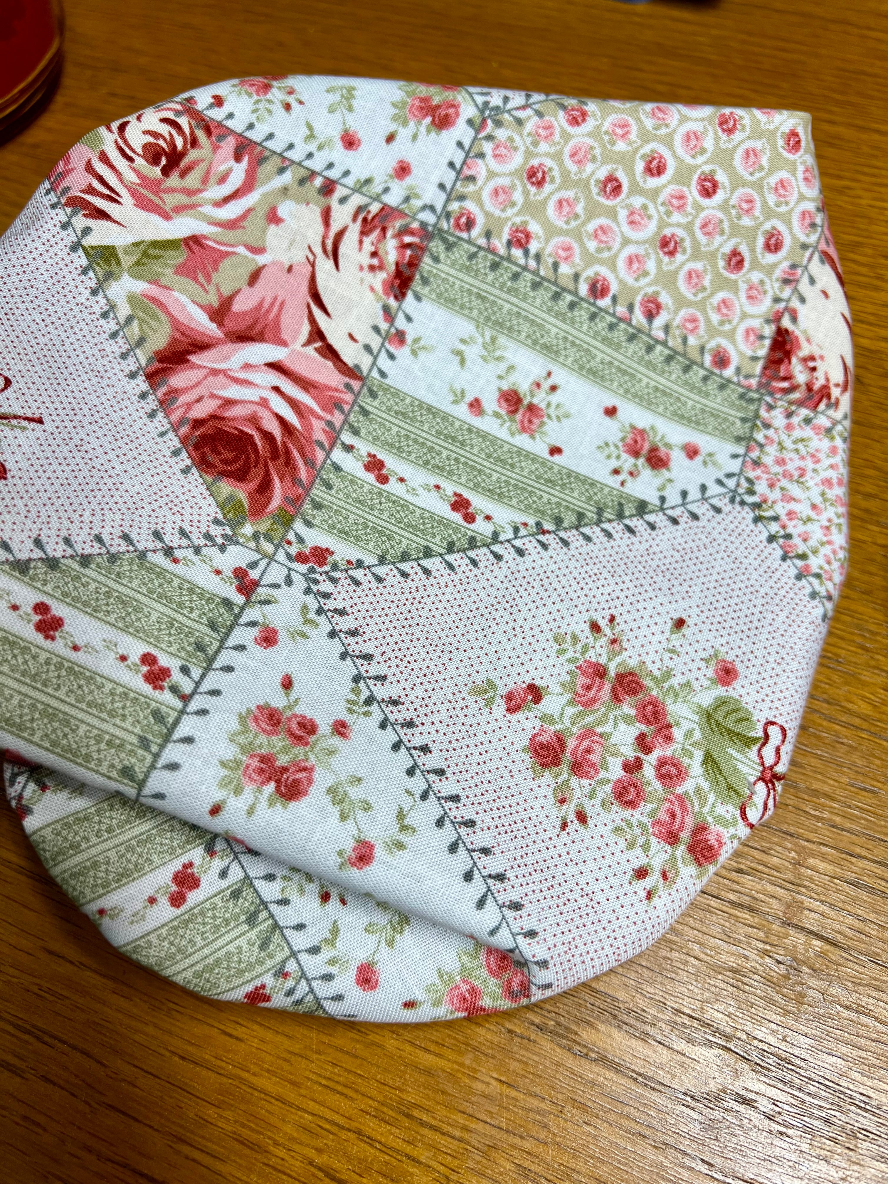 Reversible bowl covers