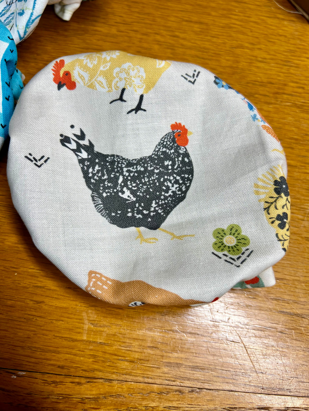 Reversible cloth bowl cover set